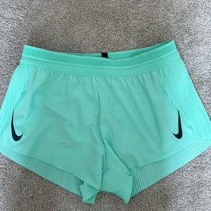 Women’s Nike Dri-FIT Aeroswift Running Shorts SMALL VAPOR GREEN